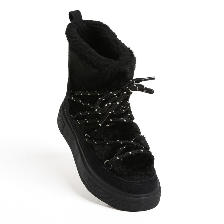 Boots "Inez" Black